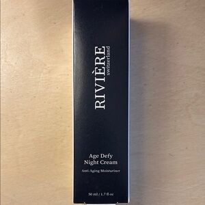 Age Defy Night Cream - Black